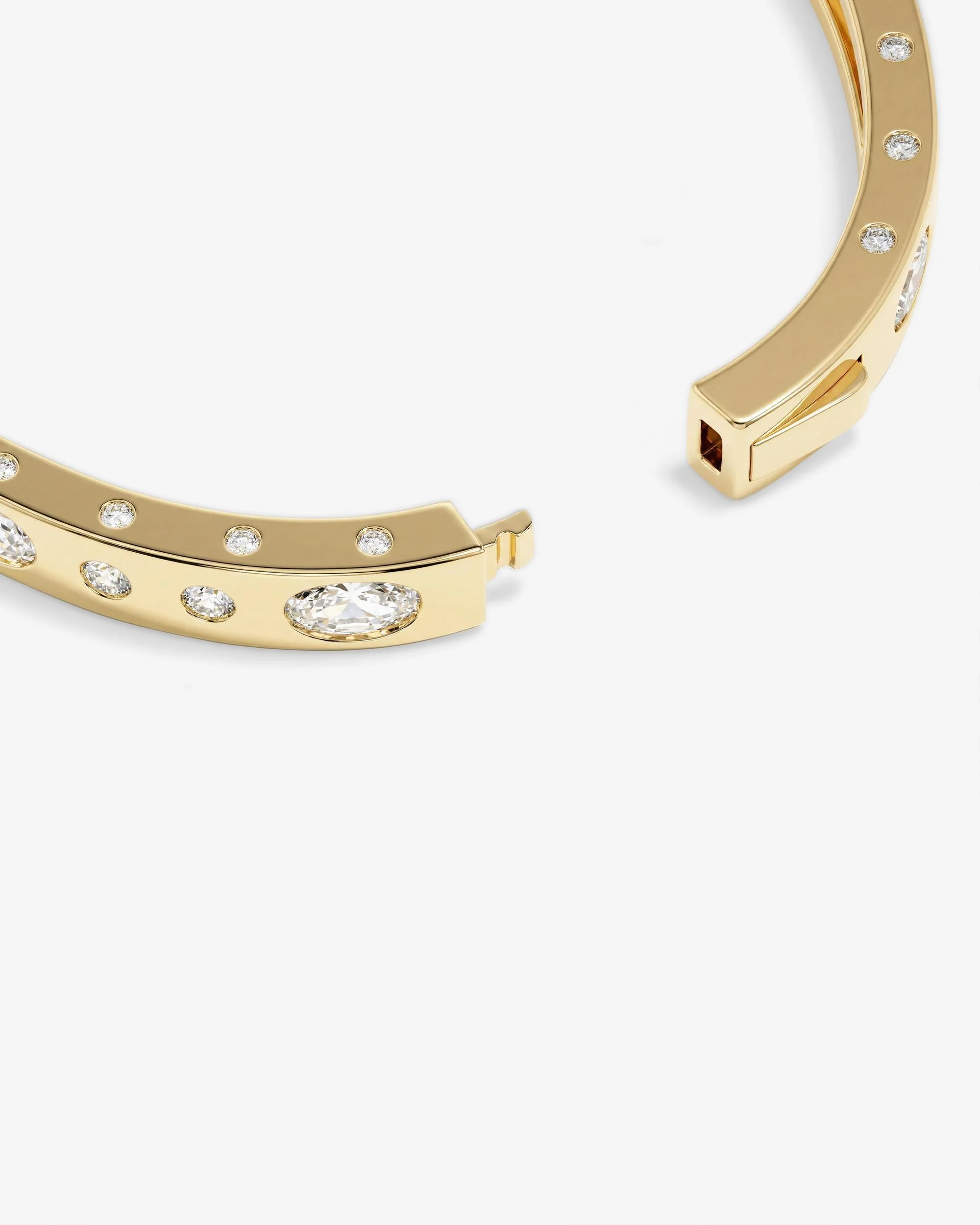 Ashley Sunset Lock Cuff 6mm - Gold|White Diamondettes - Image 5